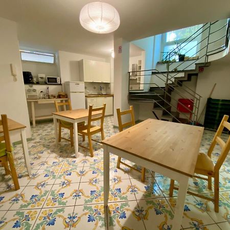 Borgo Belvedere Panzió Nápoly Kültér fotó