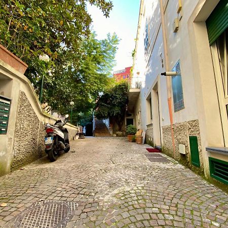 Borgo Belvedere Panzió Nápoly Kültér fotó