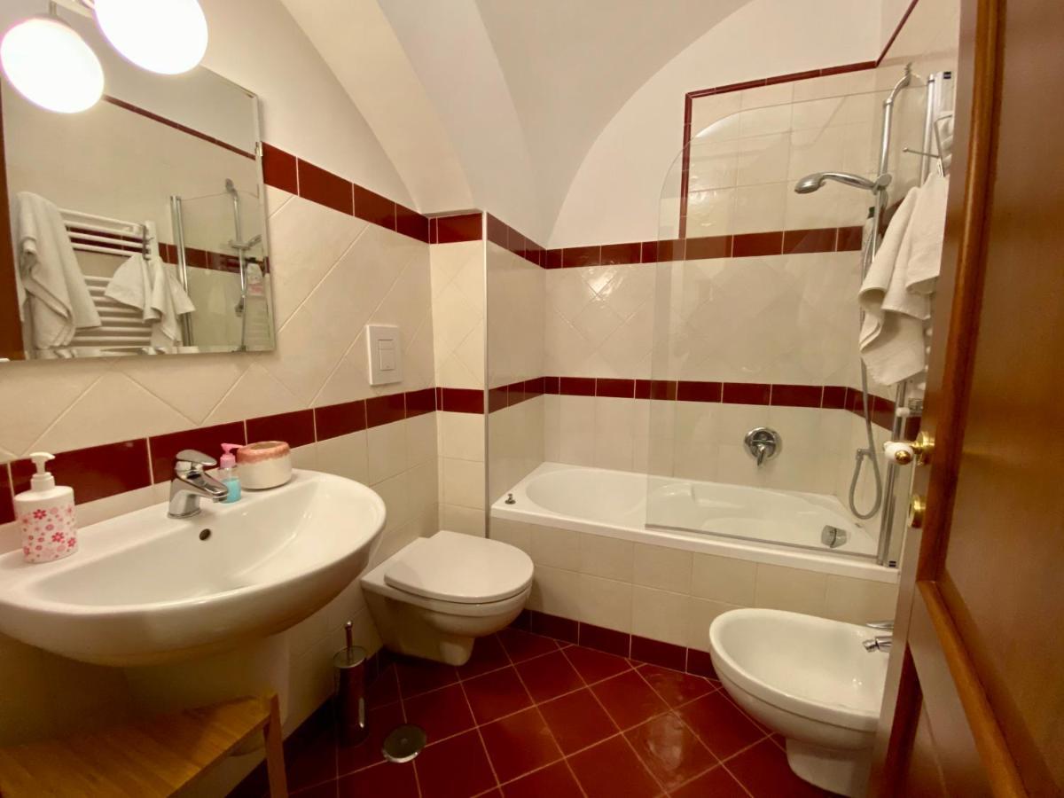 Borgo Belvedere Panzió Nápoly Kültér fotó