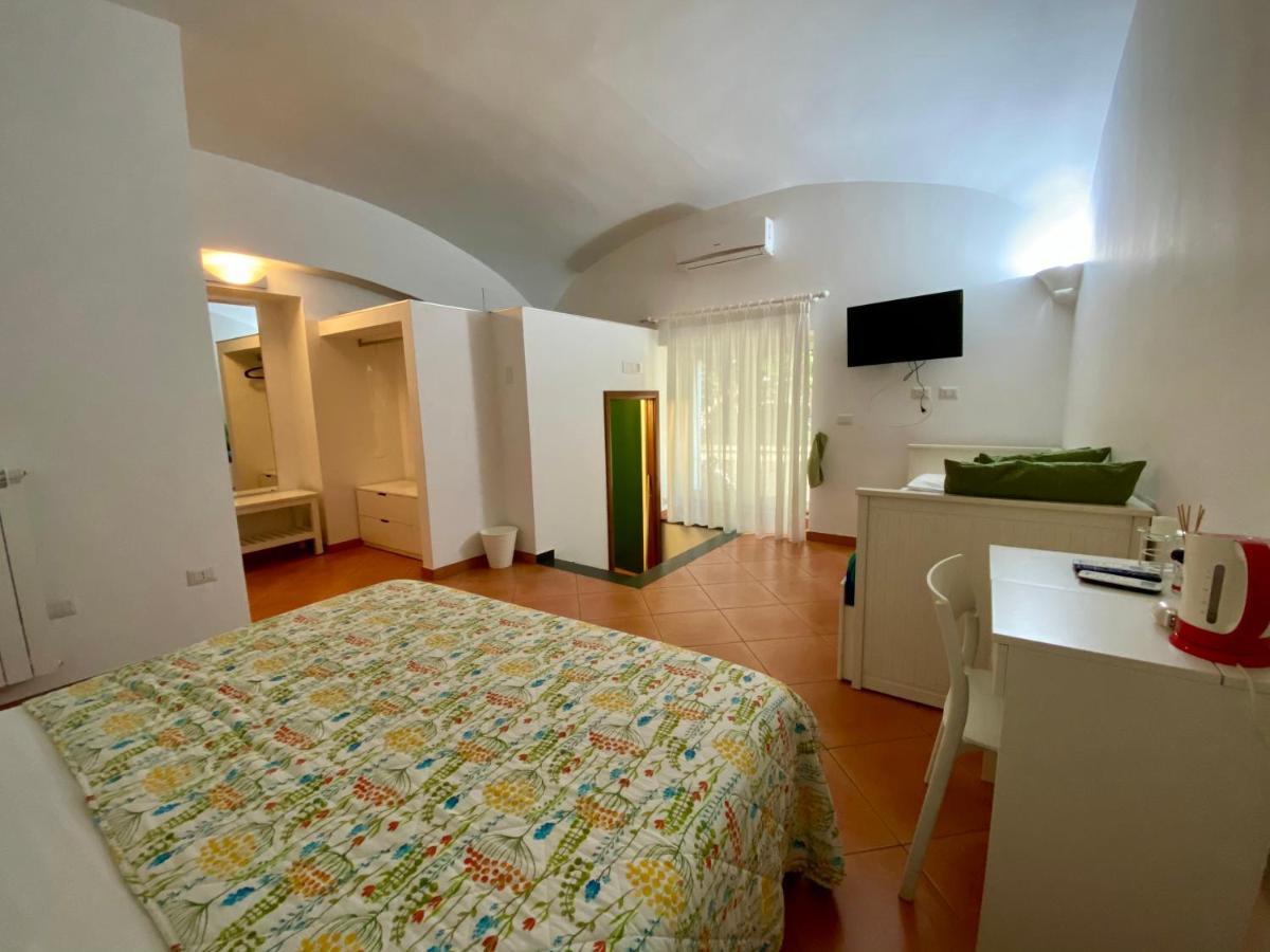 Borgo Belvedere Panzió Nápoly Kültér fotó