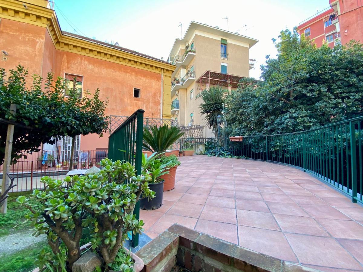 Borgo Belvedere Panzió Nápoly Kültér fotó