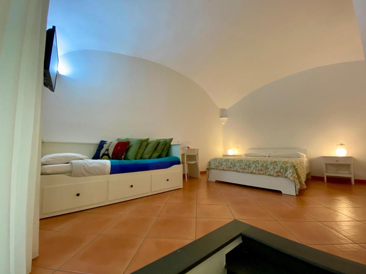 Borgo Belvedere Panzió Nápoly Kültér fotó