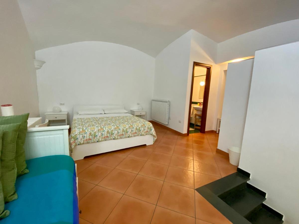 Borgo Belvedere Panzió Nápoly Kültér fotó