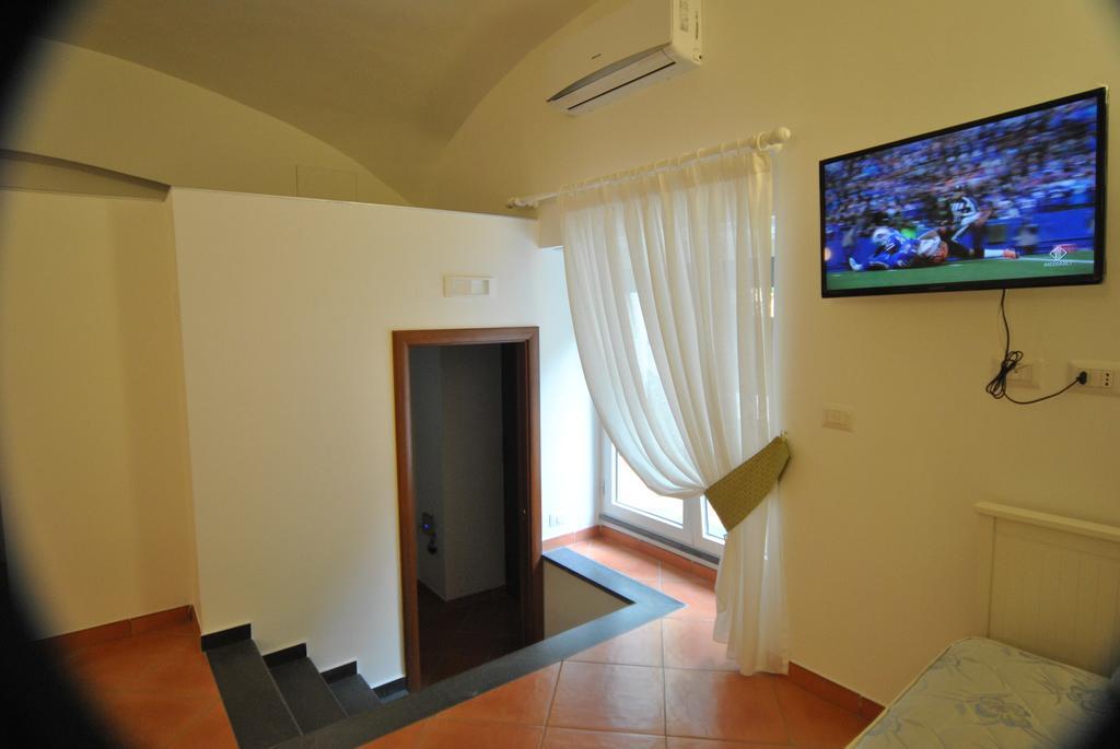 Borgo Belvedere Panzió Nápoly Szoba fotó